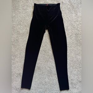 SPANX Black Velvet Shaping Leggings (L)